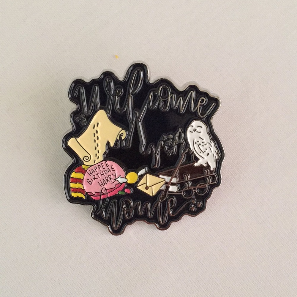 🍏50% OFF/3+...Welcome Home Pin (Harry Potter)